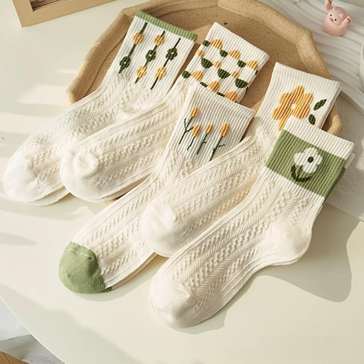 5 Pair Women's Vintage Floral Cable Knit Socks,Soft Breathable Casual Crew Socks