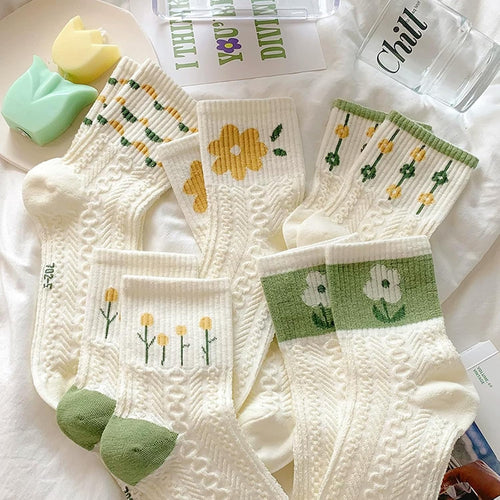 5 Pair Women's Vintage Floral Cable Knit Socks,Soft Breathable Casual Crew Socks
